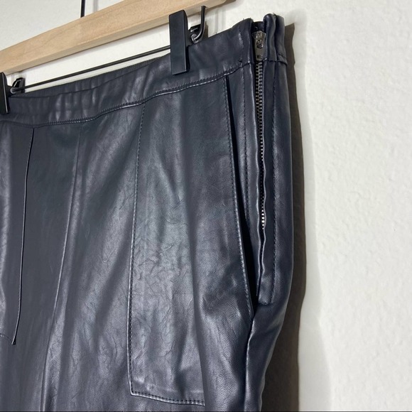 Blank NYC The Bond Faux Vegan Leather High Waist Pants - Picture 2 of 9